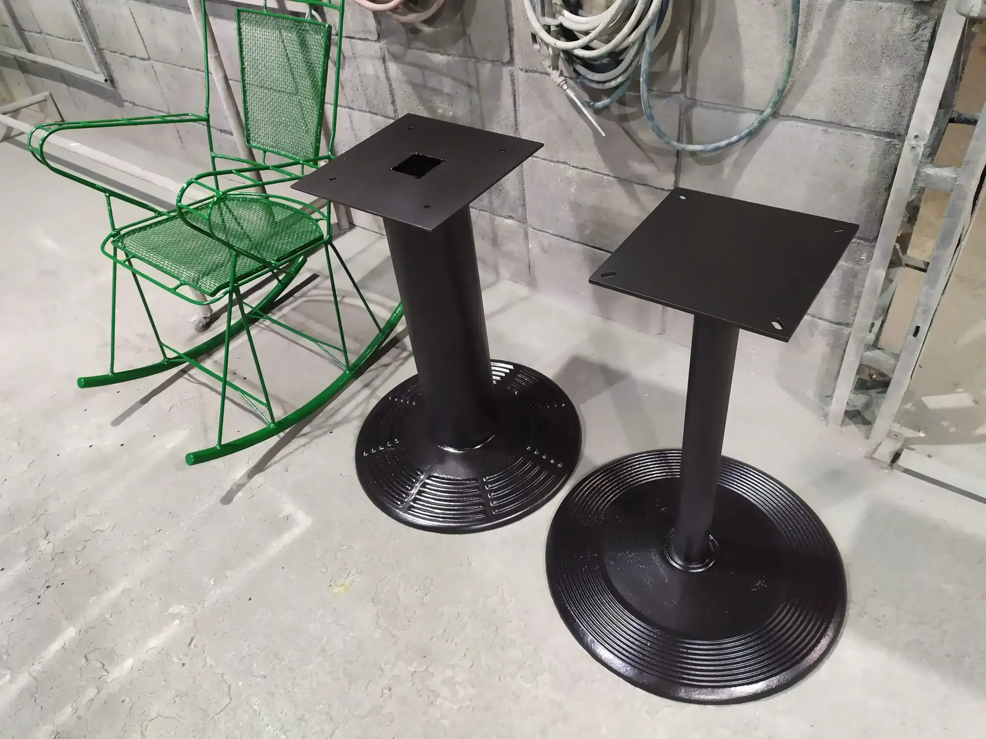 Pintura-epóxi-pie-mesa-silla-jardín
